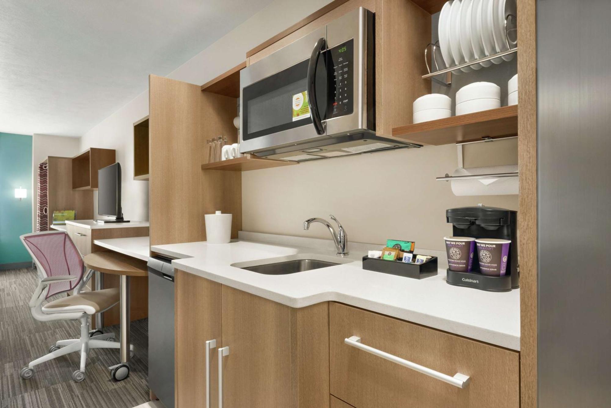 Home2 Suites By Hilton Bismarck Exterior foto